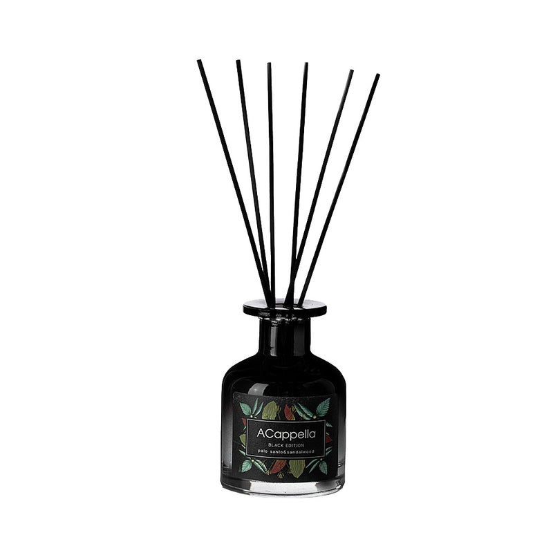 kvapas namams su lazdelemis black edition