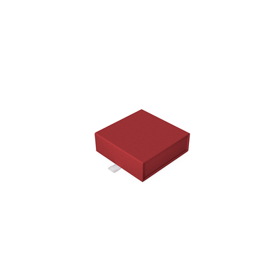 Raudona dėžutė su magnetuku S dydis